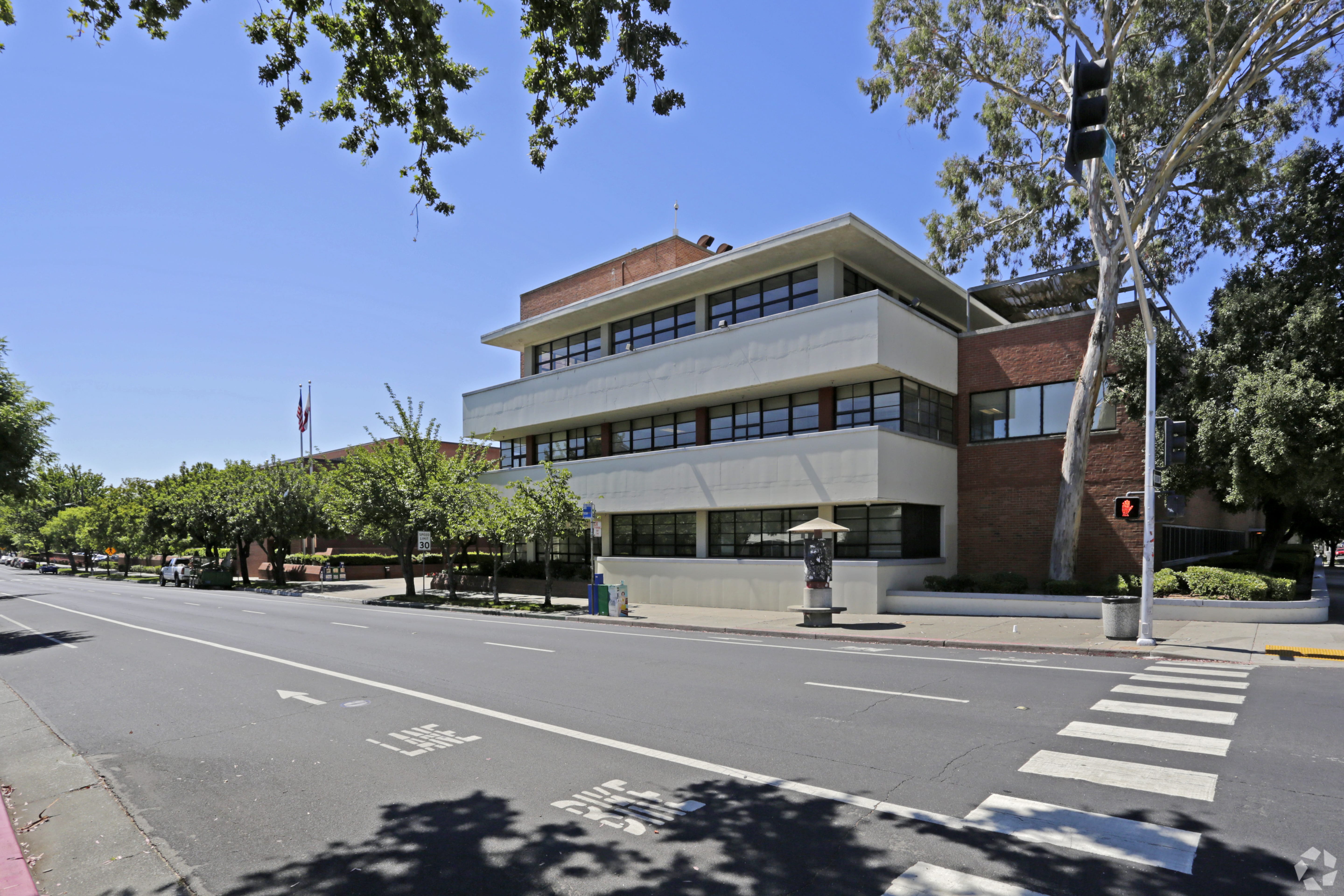 Sacramento Bee Office and Production Facility