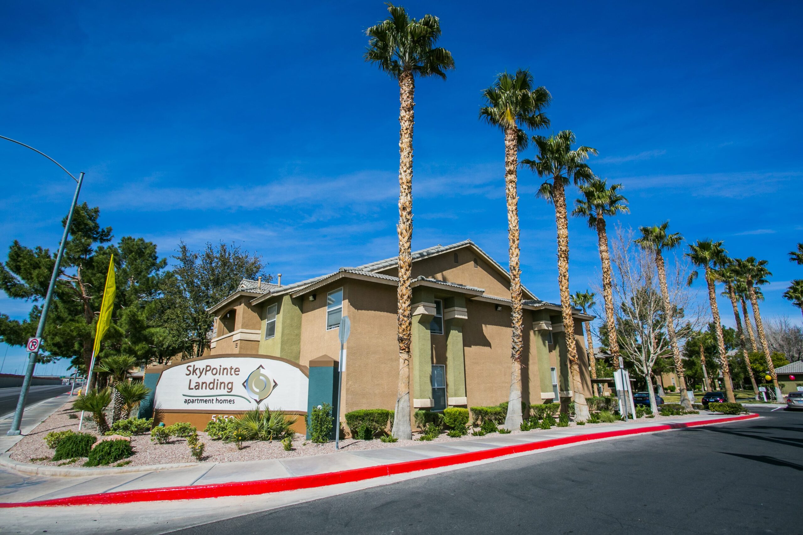 Shopoff Realty Investments Sells 624-Unit Apartment Community in Las Vegas